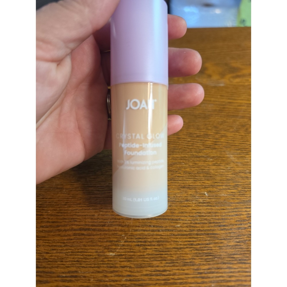 JOAH Crystal‎ Glow Peptide-Infused Foundation LN050 Light to Medium With Neutral